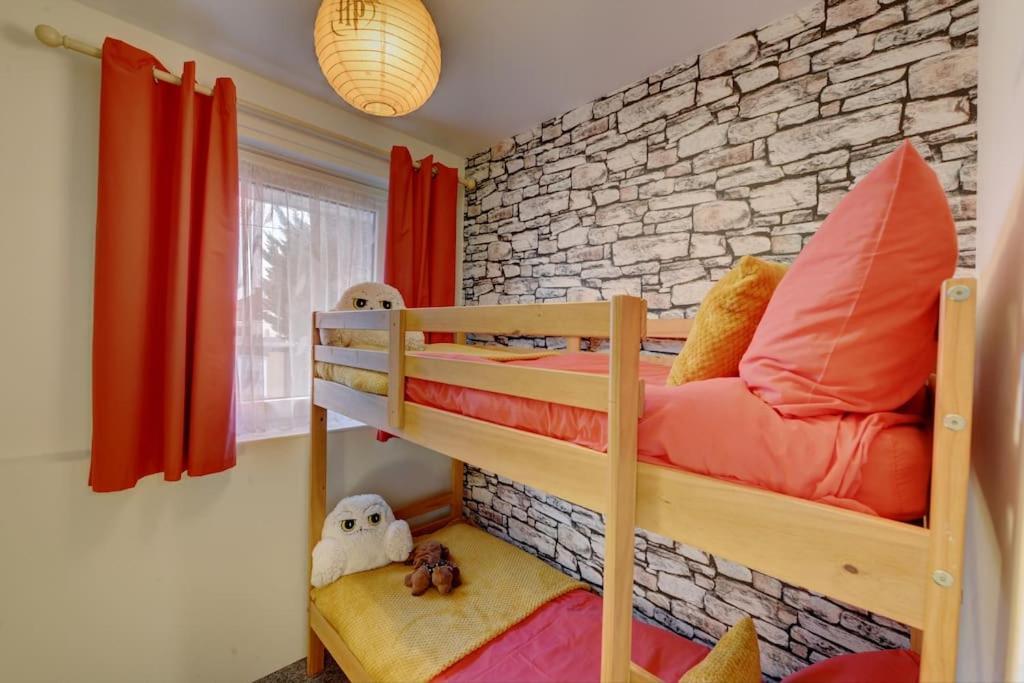 Hagrid'S Hut Apartment Watford  Bagian luar foto